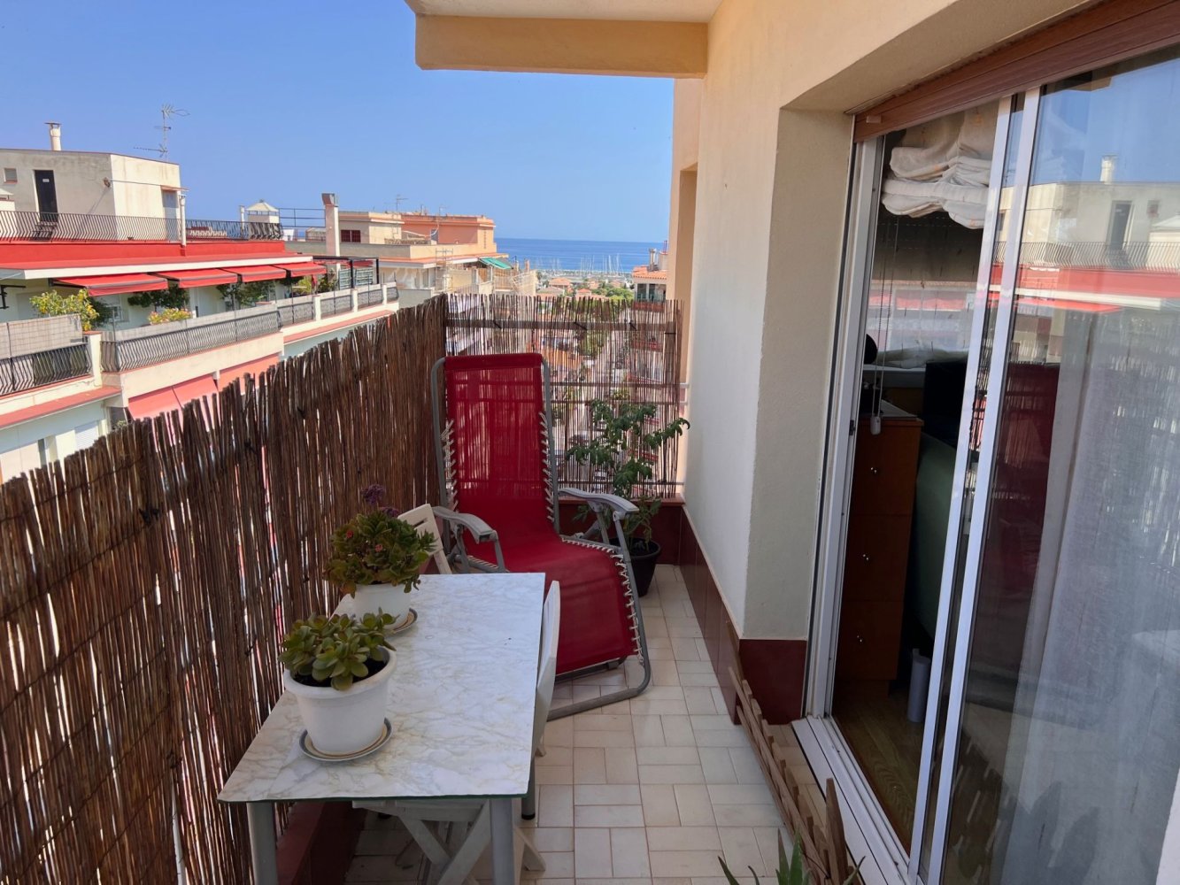 4 Schlafzimmer Penthouse in Premia De Mar, Spain, Nr. 159235