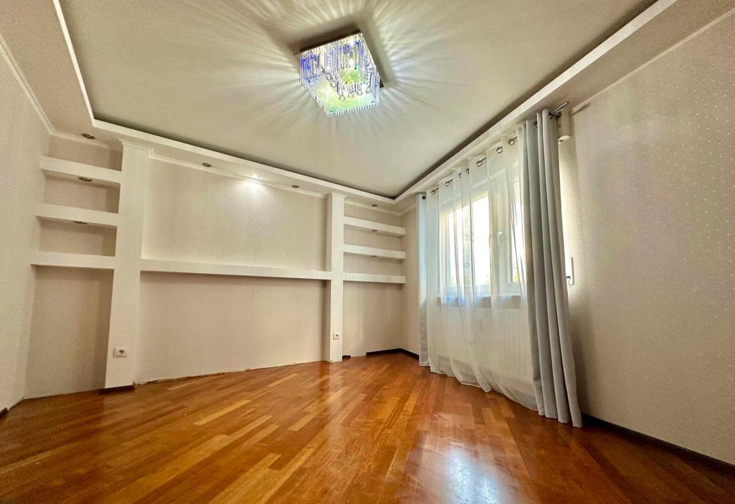 2 Schlafzimmer Doppelhaus in Esslingen, Germany, Nr. 336691