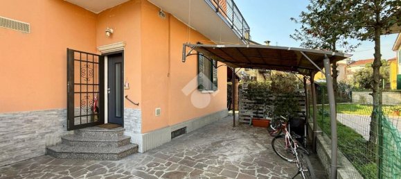 2 Schlafzimmer Villa in Brescia, Italy, Nr. 305645 2
