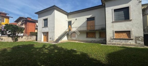 10 Schlafzimmer Villa in Montecatini Terme, Italy, Nr. 334829 3