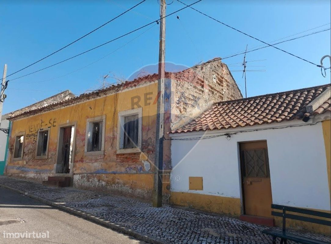 3 bedrooms House in Ulme, Portugal No. 179636