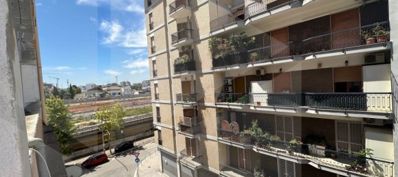 Пентхаус с 2 комнатами в Бари, Италия № 34263 18