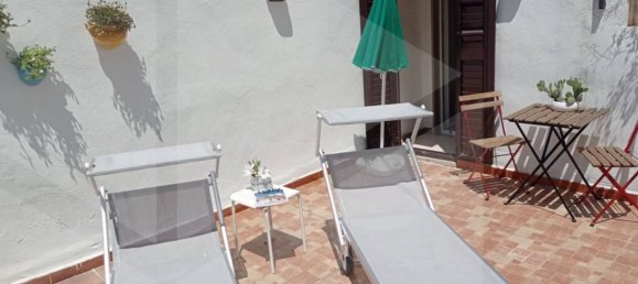 Пентхаус с 2 комнатами в Бари, Италия № 34263 3