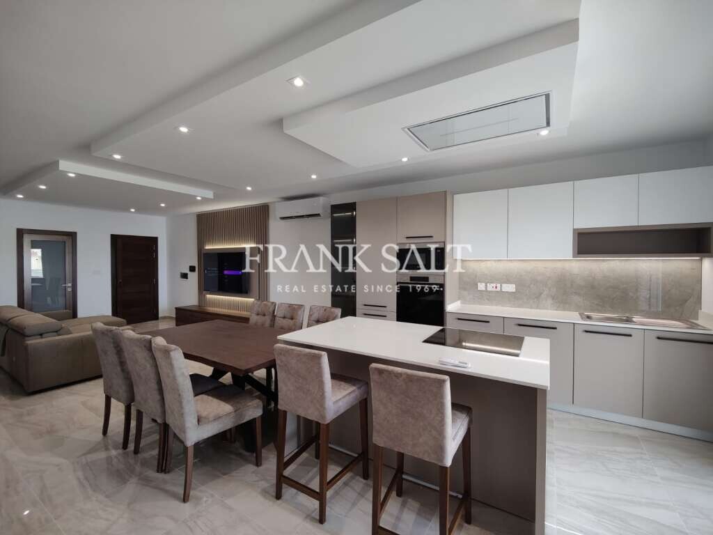 Квартира с 3 спальнями в Свийи, Мальта № 7405