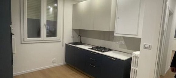 Apartamento de 4 habitaciónes en Carpi, Italy No. 24715 2