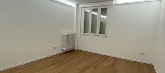 Apartamento de 4 habitaciónes en Carpi, Italy No. 24715 12