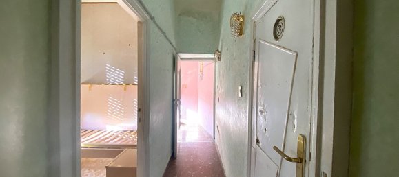 Квартира с 4 комнатами в Рокка ди Папа, Италия № 130347 17