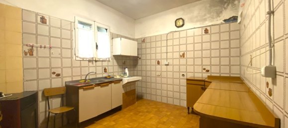 Квартира с 4 комнатами в Рокка ди Папа, Италия № 130347 11