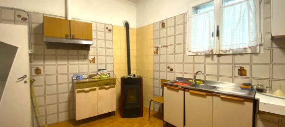 Квартира с 4 комнатами в Рокка ди Папа, Италия № 130347 12