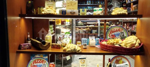 2 rooms Commercial property in Turin, Italy No. 315113 13