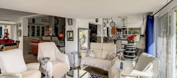 3 bedrooms House in Arenas, Spain No. 58088 24