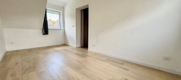 3 Schlafzimmer Haus in Villeneuve-d'Ascq, France, Nr. 280504 8