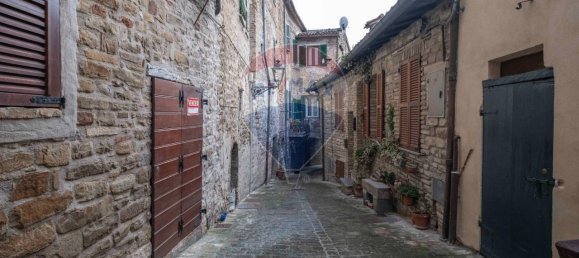 6 rooms House in Serra San Quirico, Italy No. 3078 25