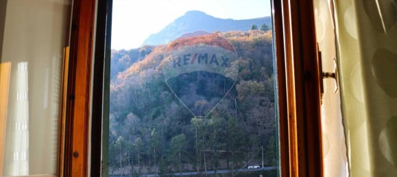 6 rooms House in Serra San Quirico, Italy No. 3078 16