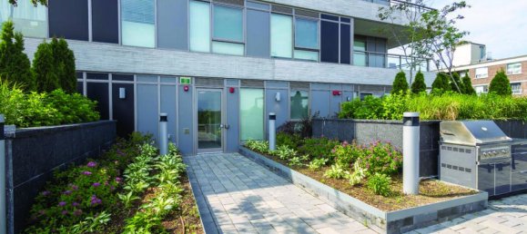 2 bedrooms Condo in Toronto, Canada No. 385 2