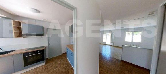 Casa de 2 dormitorios en Ecommoy, France No. 312154 6