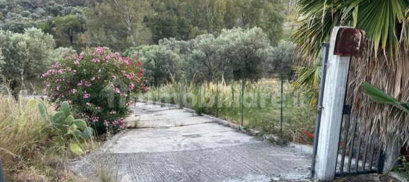 4 bedrooms Villa in Caulonia, Italy No. 340115 10