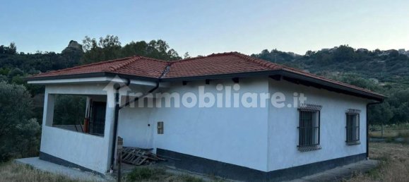 4 bedrooms Villa in Caulonia, Italy No. 340115 6