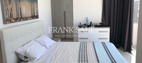 Penthouse T1 em Gharghur, Malta N.º 9130 20