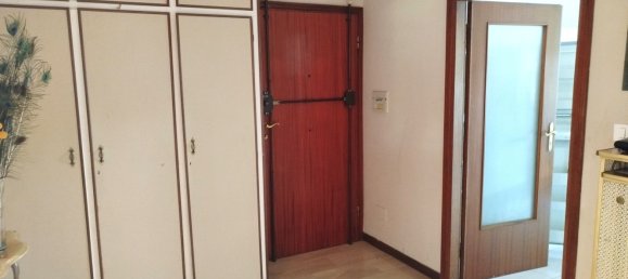 4 Schlafzimmer Wohnung in Bologna, Italy, Nr. 380276 3
