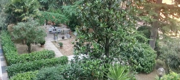 4 Schlafzimmer Wohnung in Bologna, Italy, Nr. 380276 30