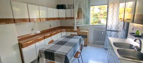 4 Schlafzimmer Wohnung in Bologna, Italy, Nr. 380276 5