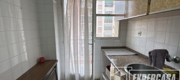 4 bedrooms Apartment in Valencia, Spain No. 153035 4