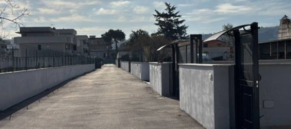 3-salle Appartement à Quarto, Italy No. 92792 2