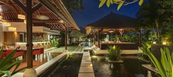 5 Schlafzimmer Villa in Seminyak, Indonesia, Nr. 2923 3