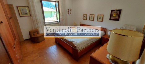 Villa de 5 dormitorios en Vestone, Italy No. 361360 6