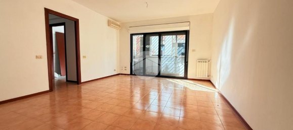 2 Schlafzimmer Wohnung in Rome, Italy, Nr. 291916 3