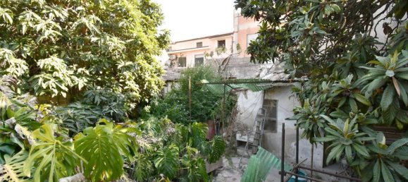 Casa de 6 habitaciónes en Quartucciu, Italy No. 165550 12