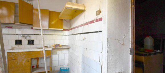 Casa de 6 habitaciónes en Quartucciu, Italy No. 165550 10