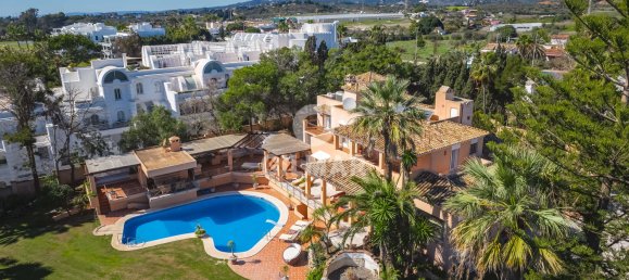 Вилла с 8 спальнями в Эстепона, Испания № 24234 8