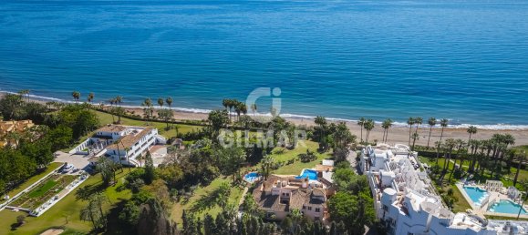 Вилла с 8 спальнями в Эстепона, Испания № 24234 4