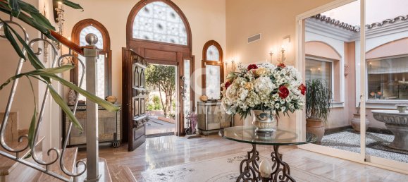 Вилла с 8 спальнями в Эстепона, Испания № 24234 45