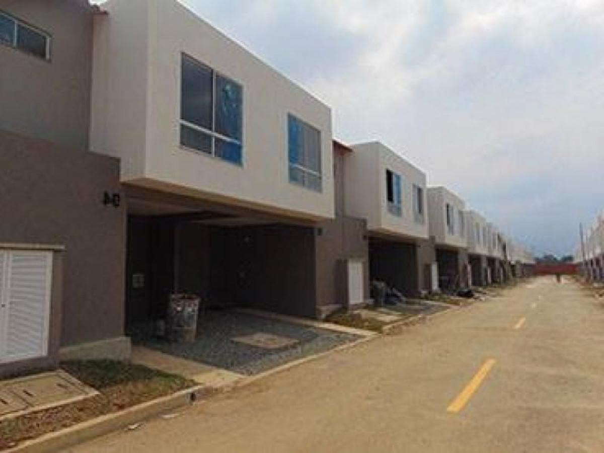 3 bedrooms House in Valle del Cauca, Colombia No. 3515