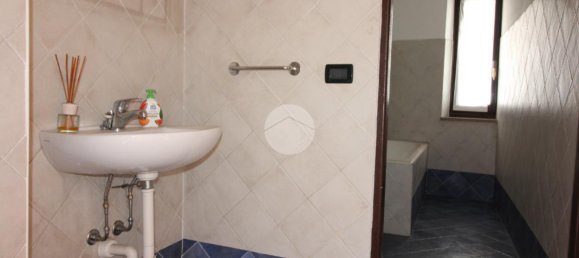 Casa de 5 divisões em Brandizzo, Italy N.º 1938 12