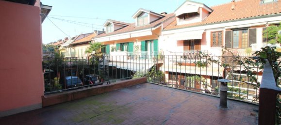 Casa de 5 divisões em Brandizzo, Italy N.º 1938 13