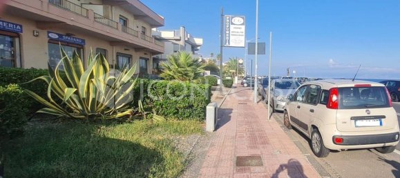 Imóvel comercial de 1 divisão em Santa Teresa di Riva, Italy N.º 20007 6