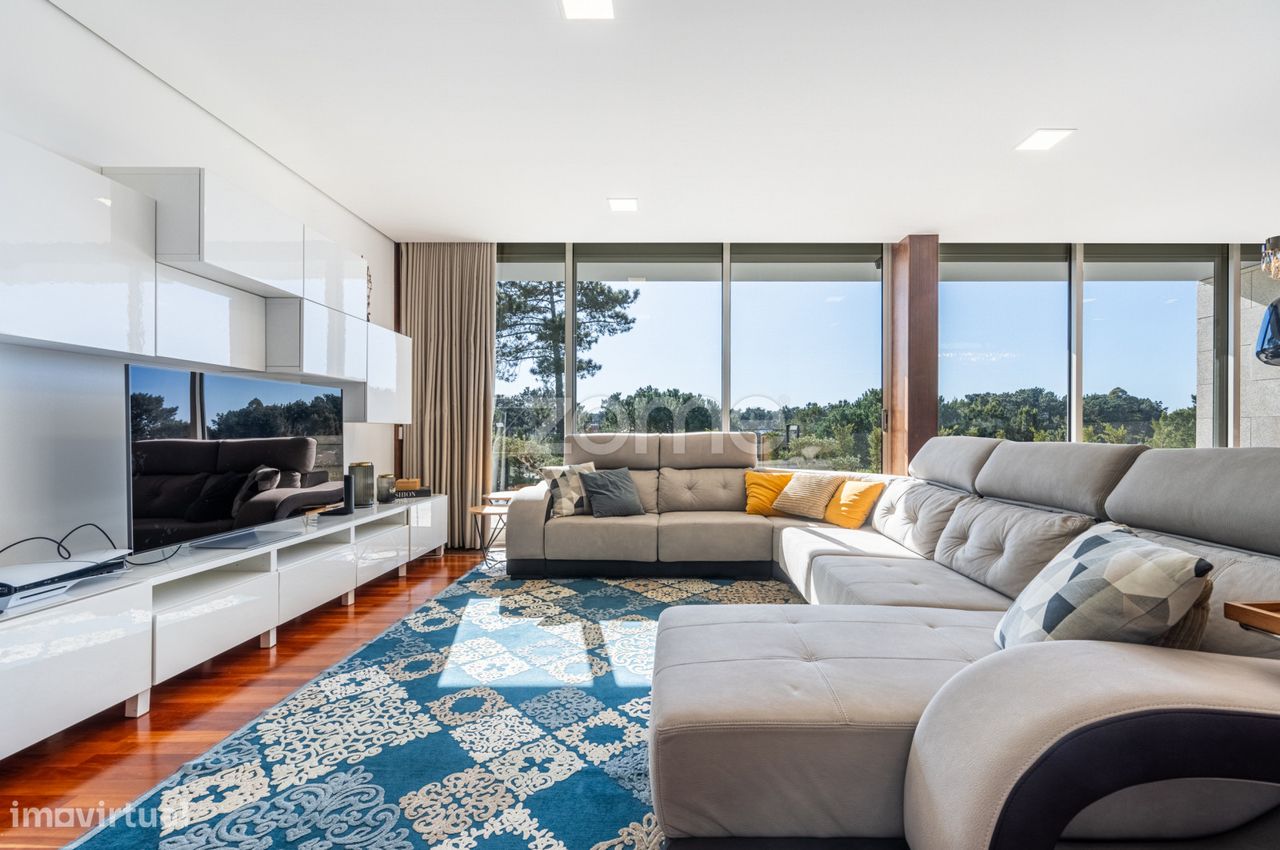 5 bedrooms House in Darque, Portugal No. 100350