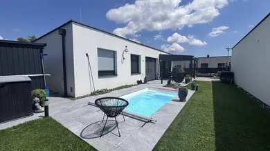 Бунгало с 4 комнатами в Хорнштайн, Австрия № 243273