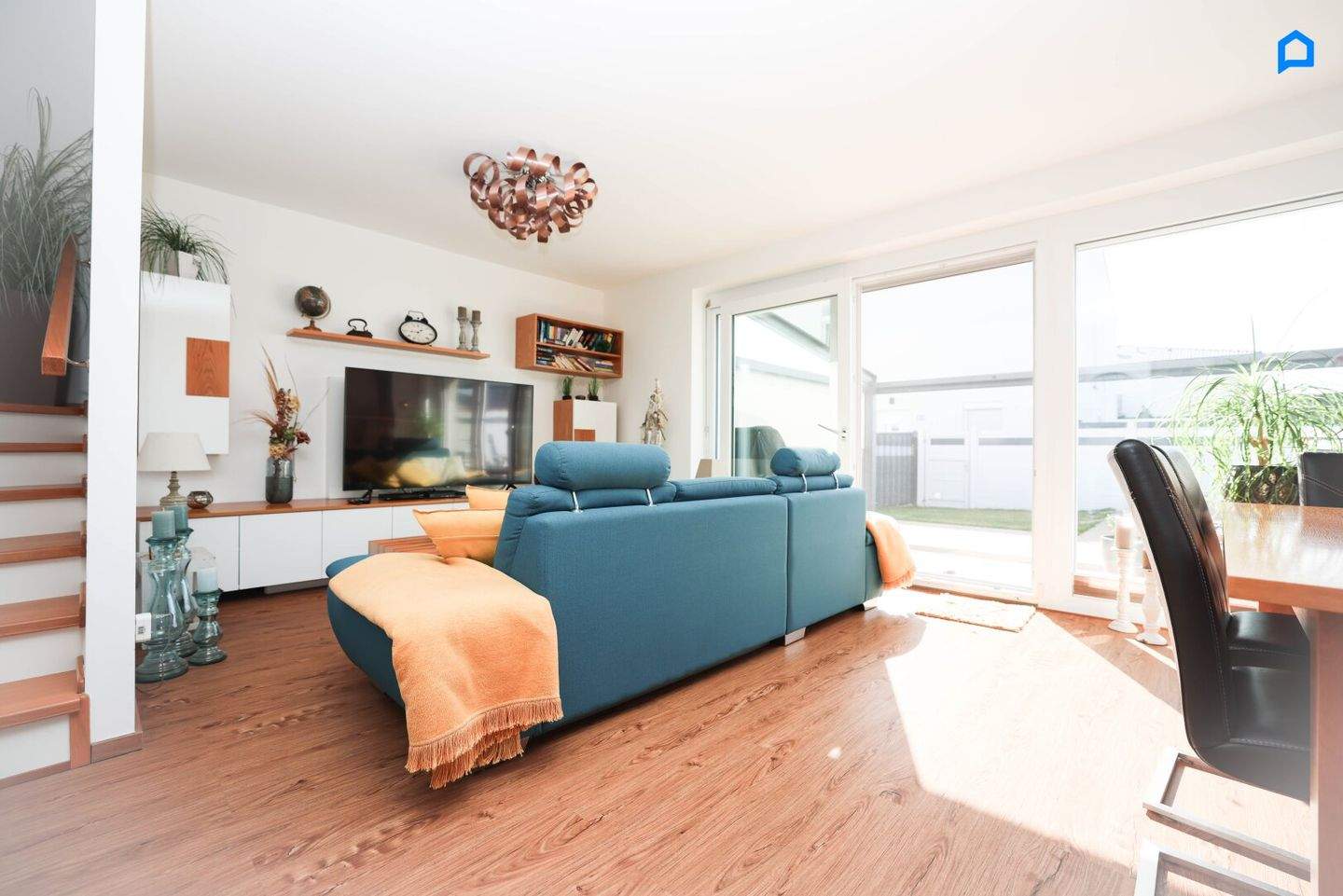 4-salle Maison de ville à Gramatneusiedl, Austria No. 131036