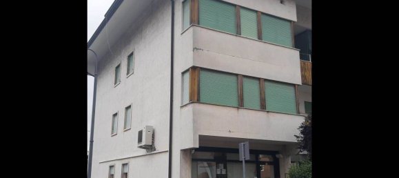 Квартира с 3 спальнями в Монселиче, Италия № 219123 2