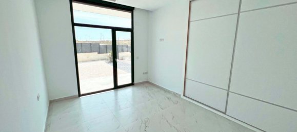 3 bedrooms Villa in Rio Park, Spain No. 2682 12