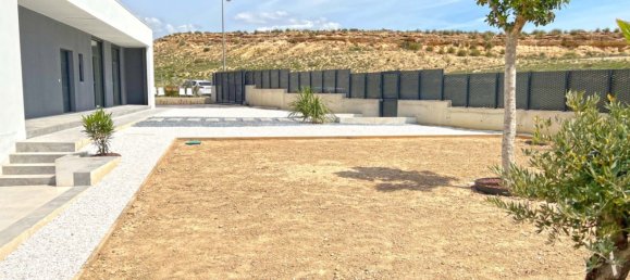 3 bedrooms Villa in Rio Park, Spain No. 2682 30