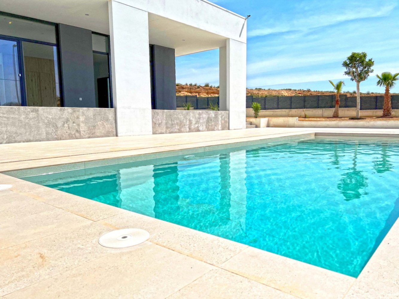 3 bedrooms Villa in Rio Park, Spain No. 2682