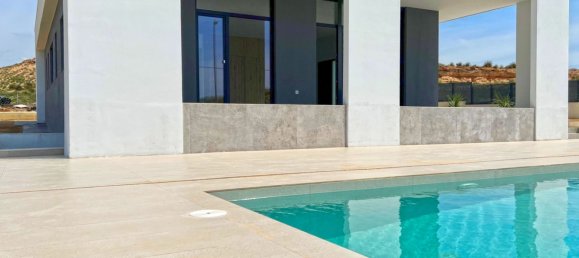 3 bedrooms Villa in Rio Park, Spain No. 2682 25