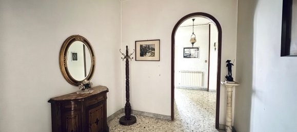 Apartamento T2 em Naples, Italy N.º 344838 3