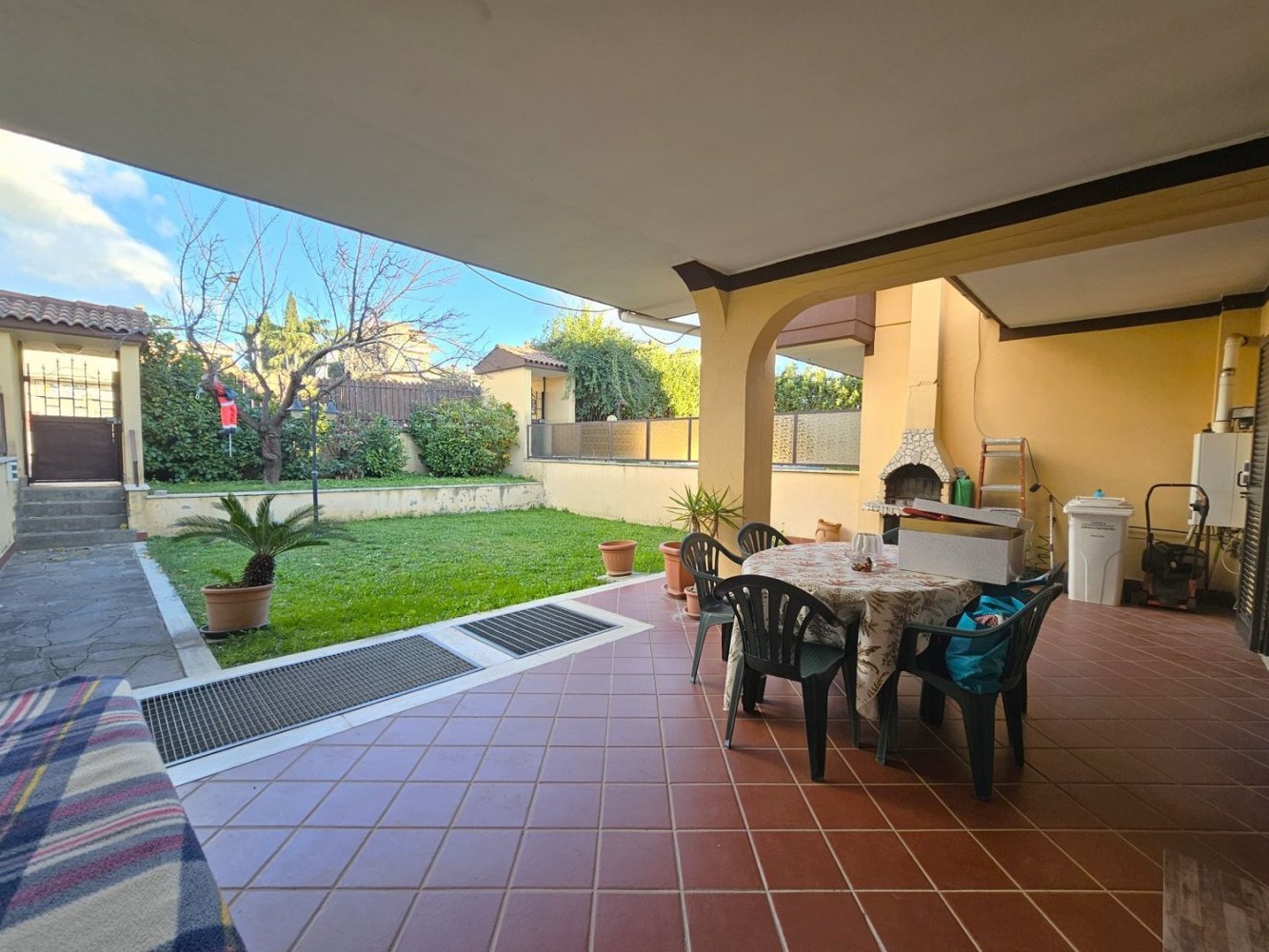 6-salle Villa à Guidonia Montecelio, Italy No. 195327